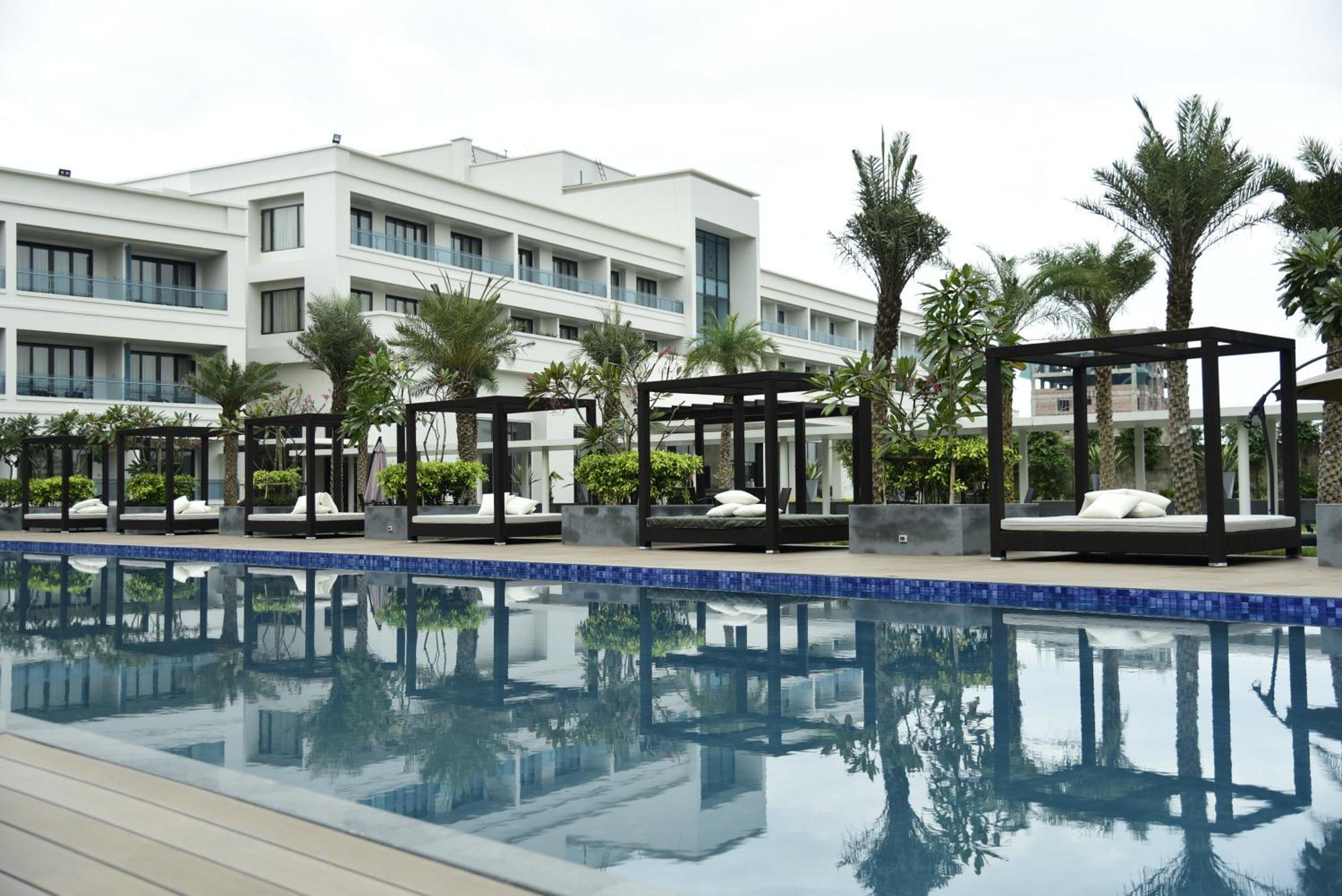 Kiranshree Grand Hotel Guwahati Bagian luar foto