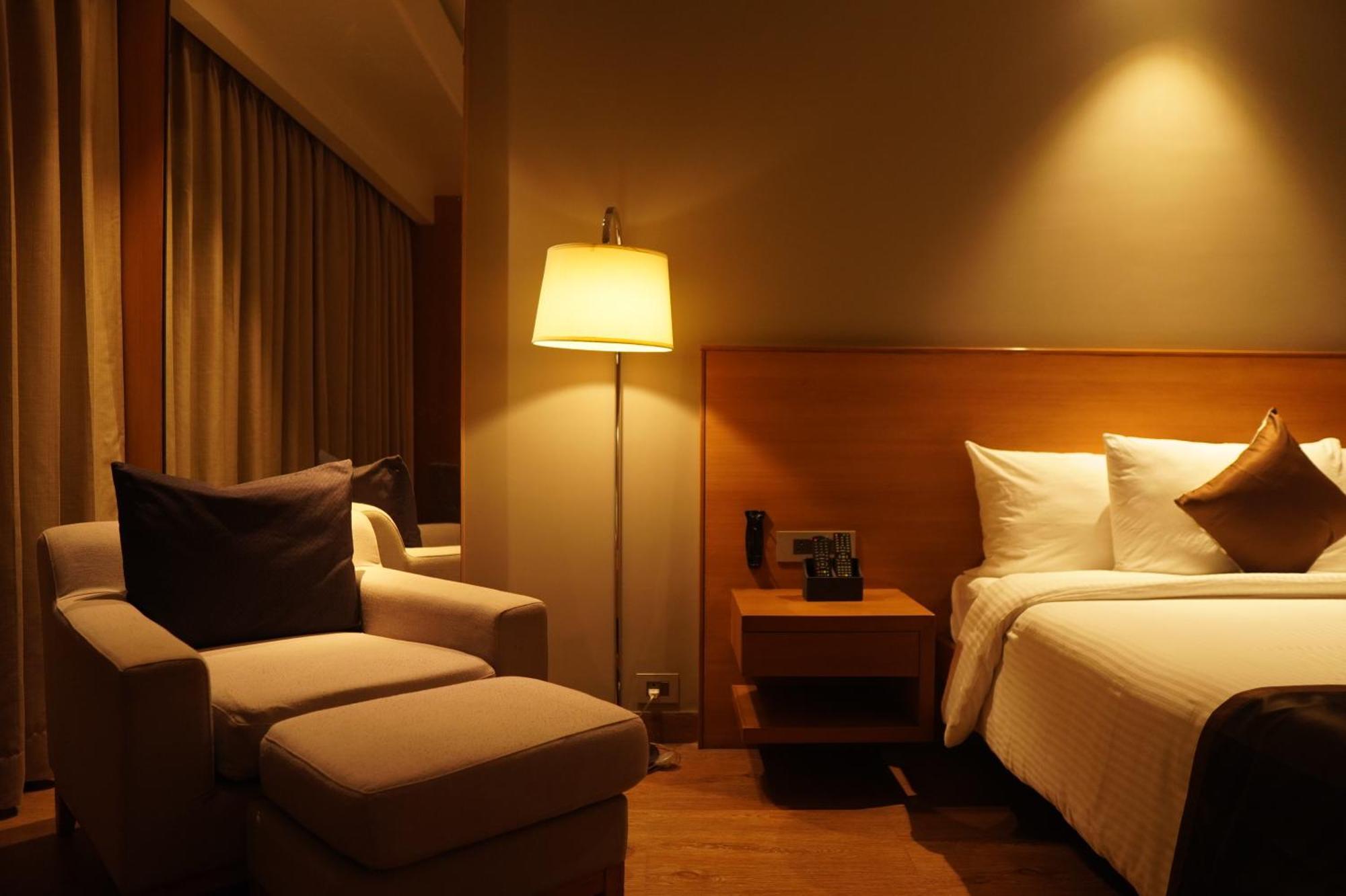 Kiranshree Grand Hotel Guwahati Bagian luar foto
