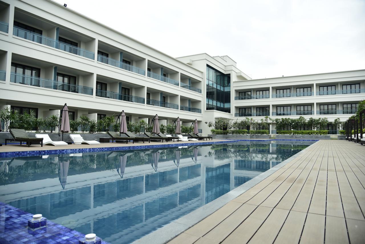 Kiranshree Grand Hotel Guwahati Bagian luar foto